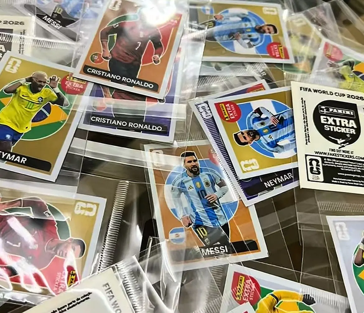 Figurinhas Legends inclusas